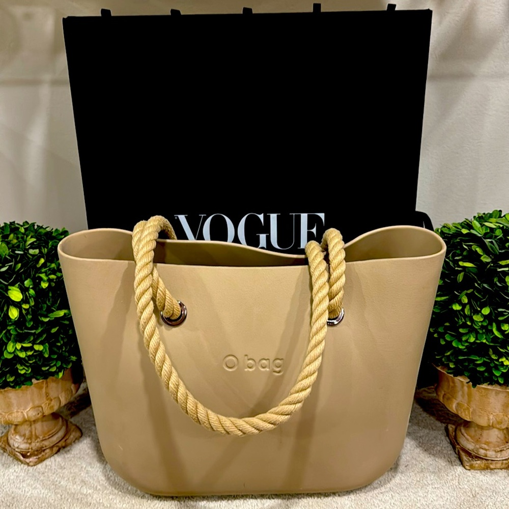 O Bag beige rubber tote (Made in Italy )